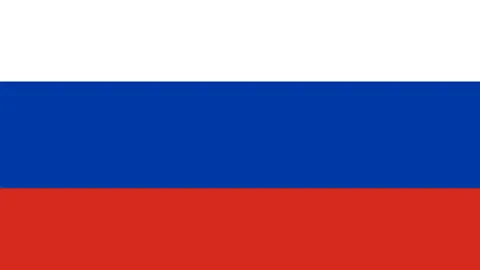 B费珍藏：C罗、梅西签名球衣，伊涅斯塔藏品独领风骚